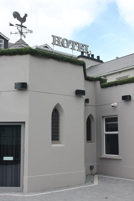 The Enniskillen Hotel And Motel Экстерьер фото